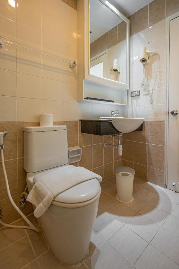 Hotel Santi White House Patong Exterior foto