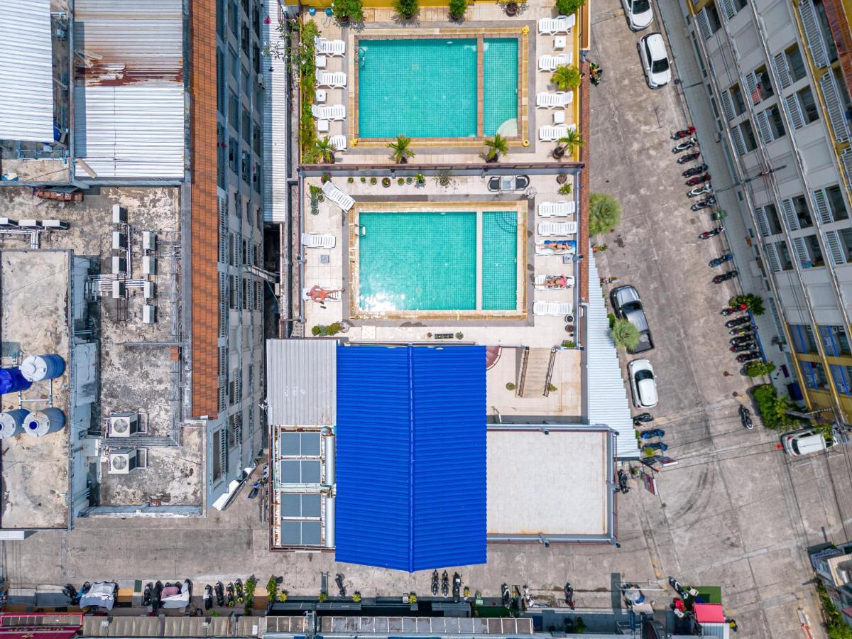 Hotel Santi White House Patong Exterior foto